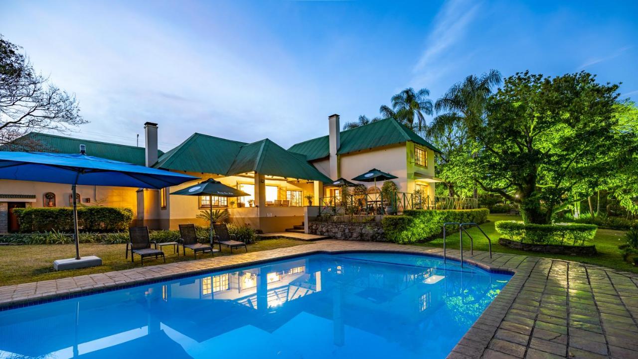Country Lane Lodge Вайт-Рівер Екстер'єр фото